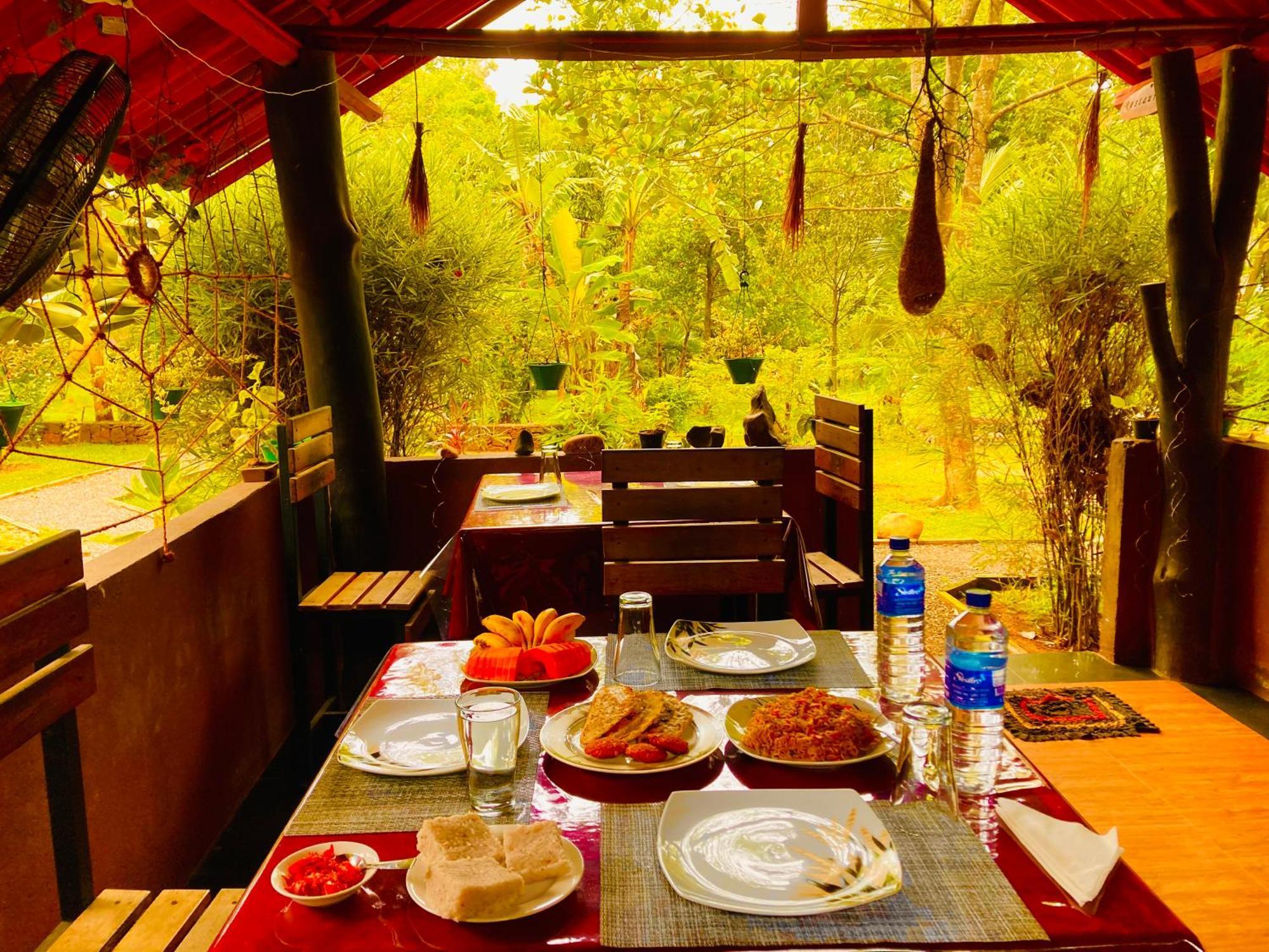 Suncity Privacy Cottages Udawalawe Kültér fotó