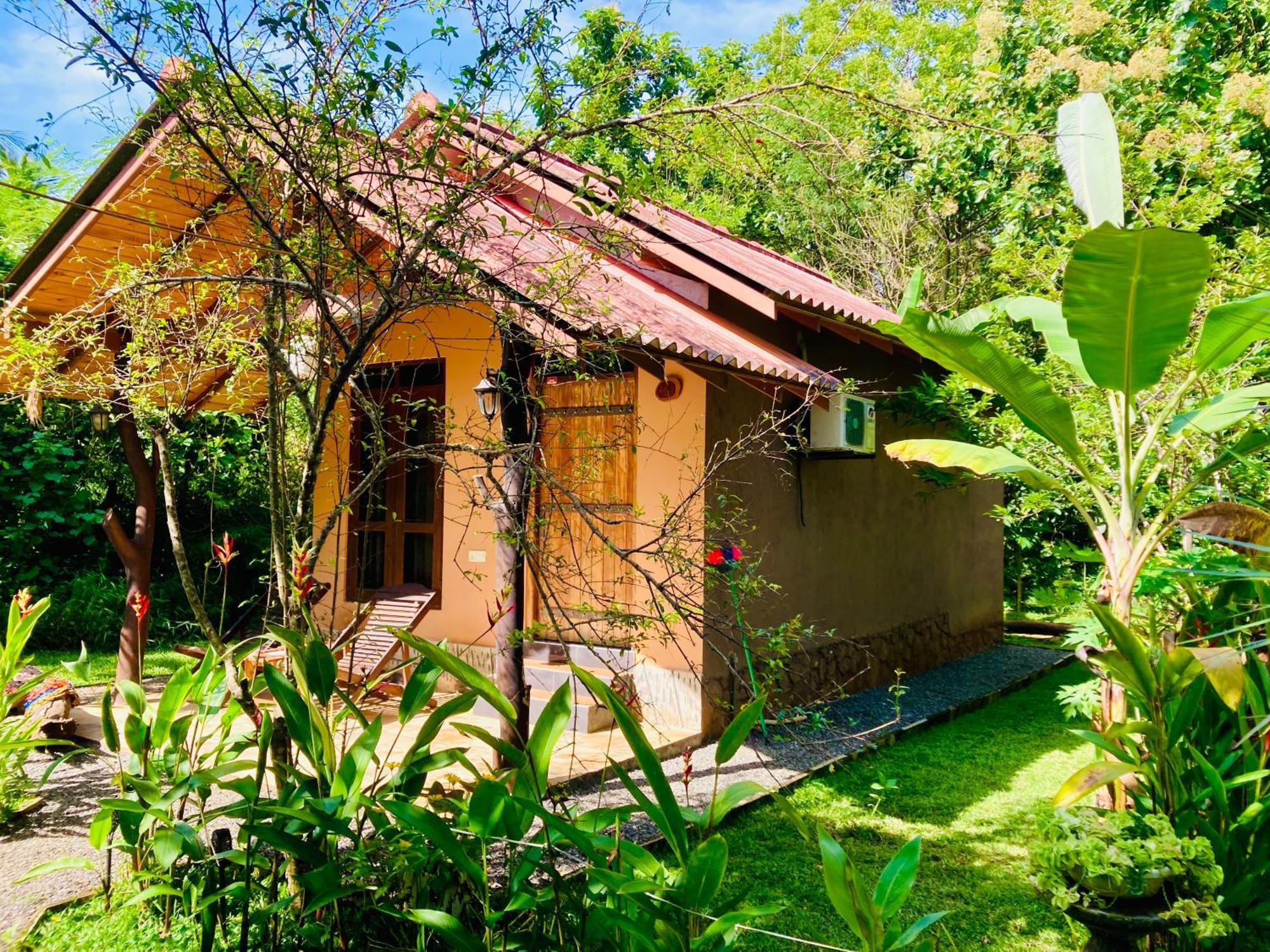 Suncity Privacy Cottages Udawalawe Kültér fotó