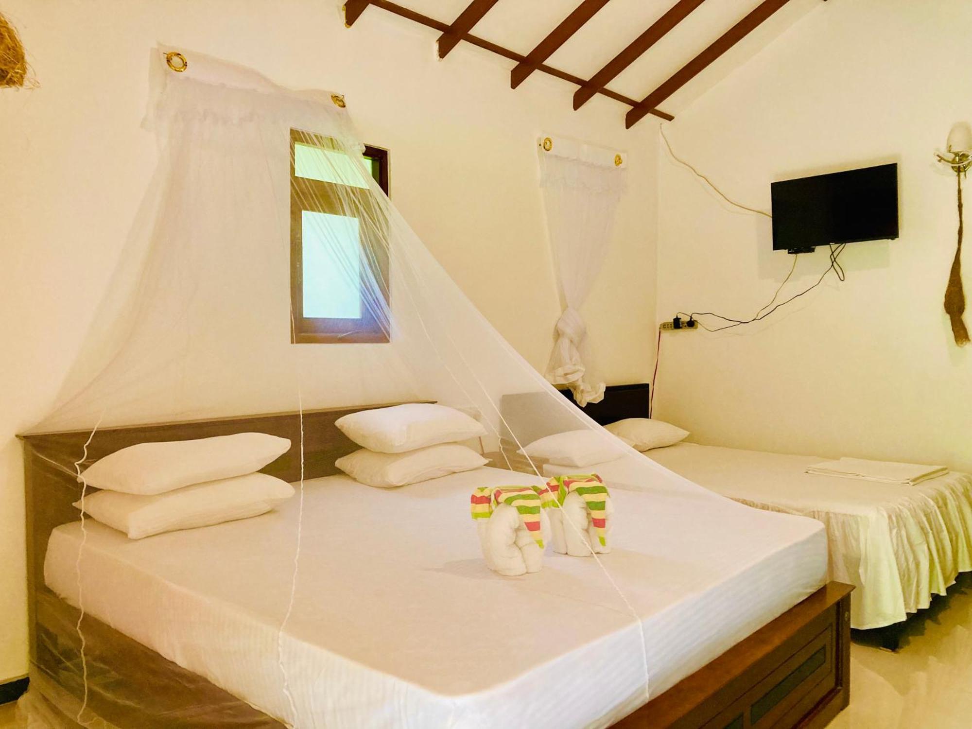 Suncity Privacy Cottages Udawalawe Kültér fotó